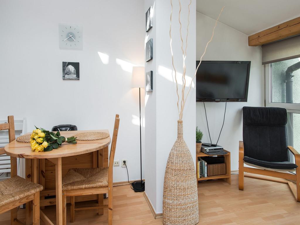 Studio Smart Apartment Krasków Εξωτερικό φωτογραφία